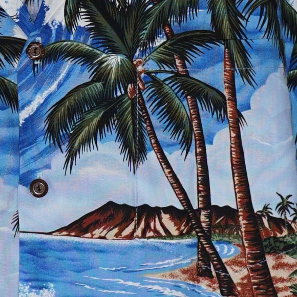 Halekulani Hawaiian Surf Shirt - Made in Hawaii - Picture 3 of 6